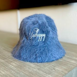 New Madhappy Angora Blend Bucket Hat Never Worn!!
